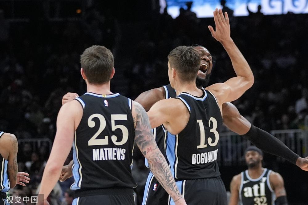 在脑海中反 在脑海中反