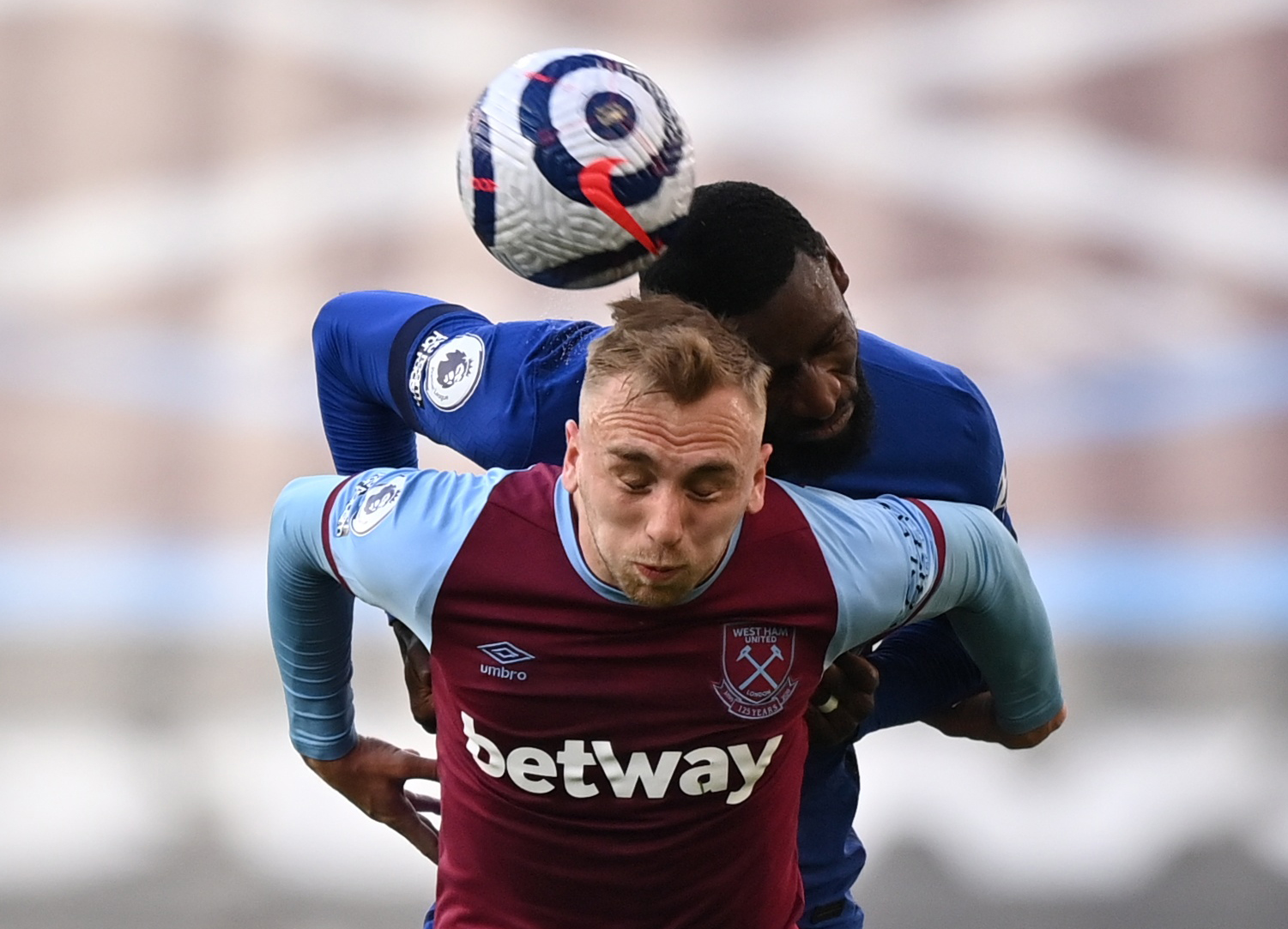 都显示出一 都显示出一