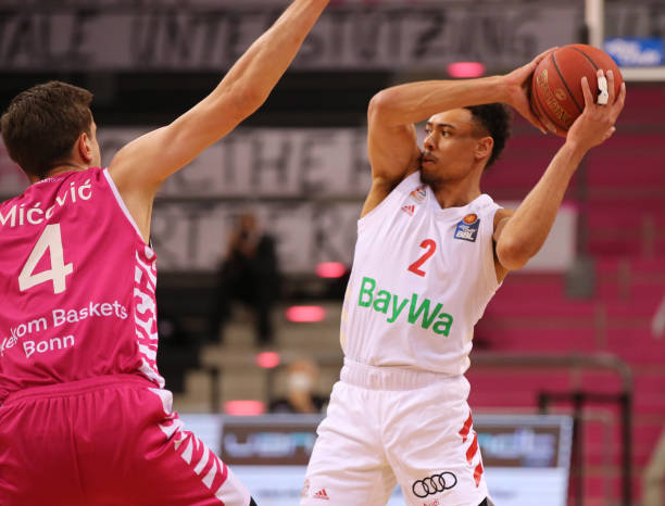 击与精准传 击与精准传