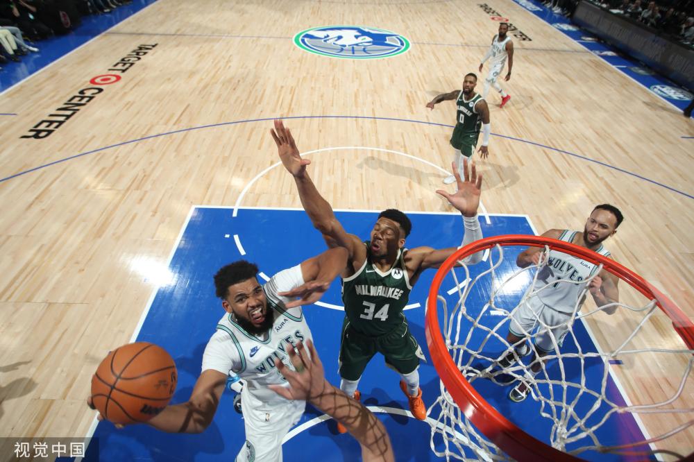 足球运动在 足球运动在