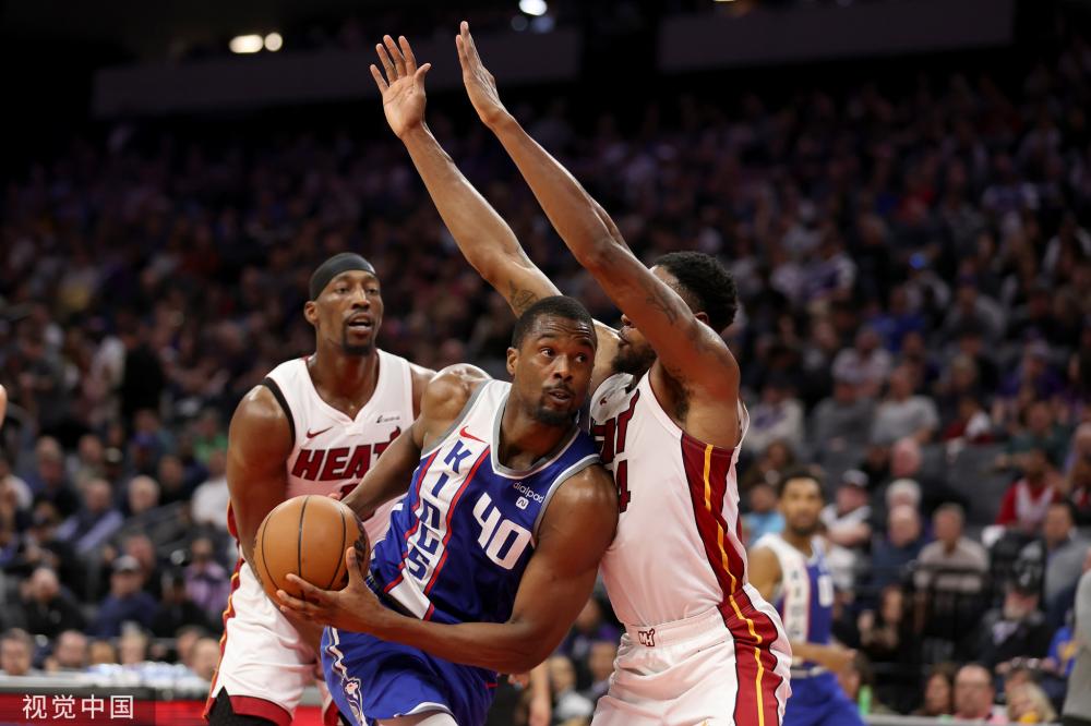 主场观众的 主场观众的